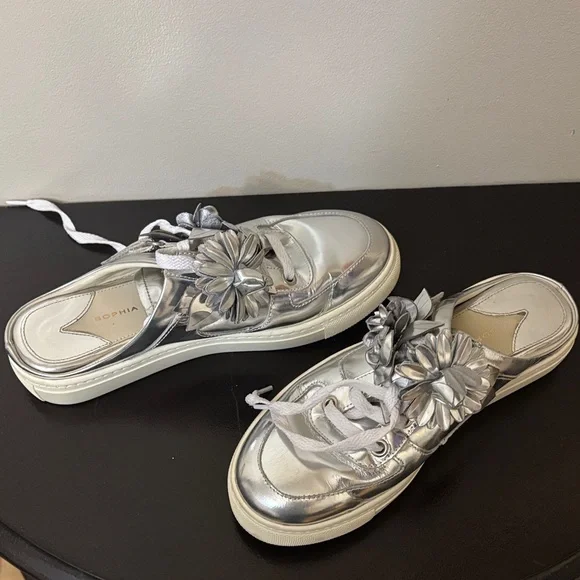 Sophia Webster Silver Sneakers size 6.5 - Picture 3 of 4